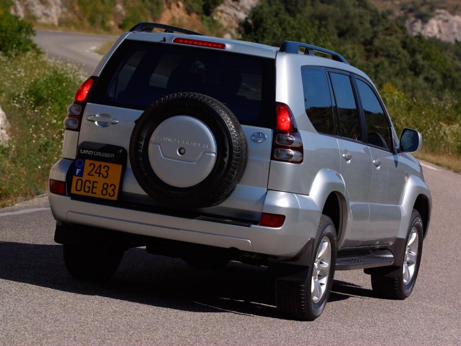  Toyota Land Cruiser Prado 120 5-Door 2003 года  (фото 19 из 25)